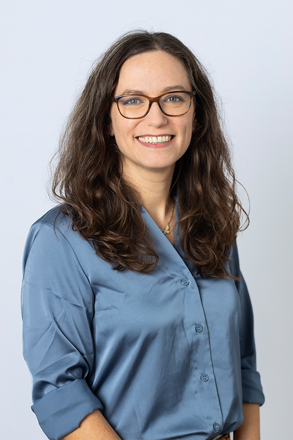 Dr. Laura Nurski